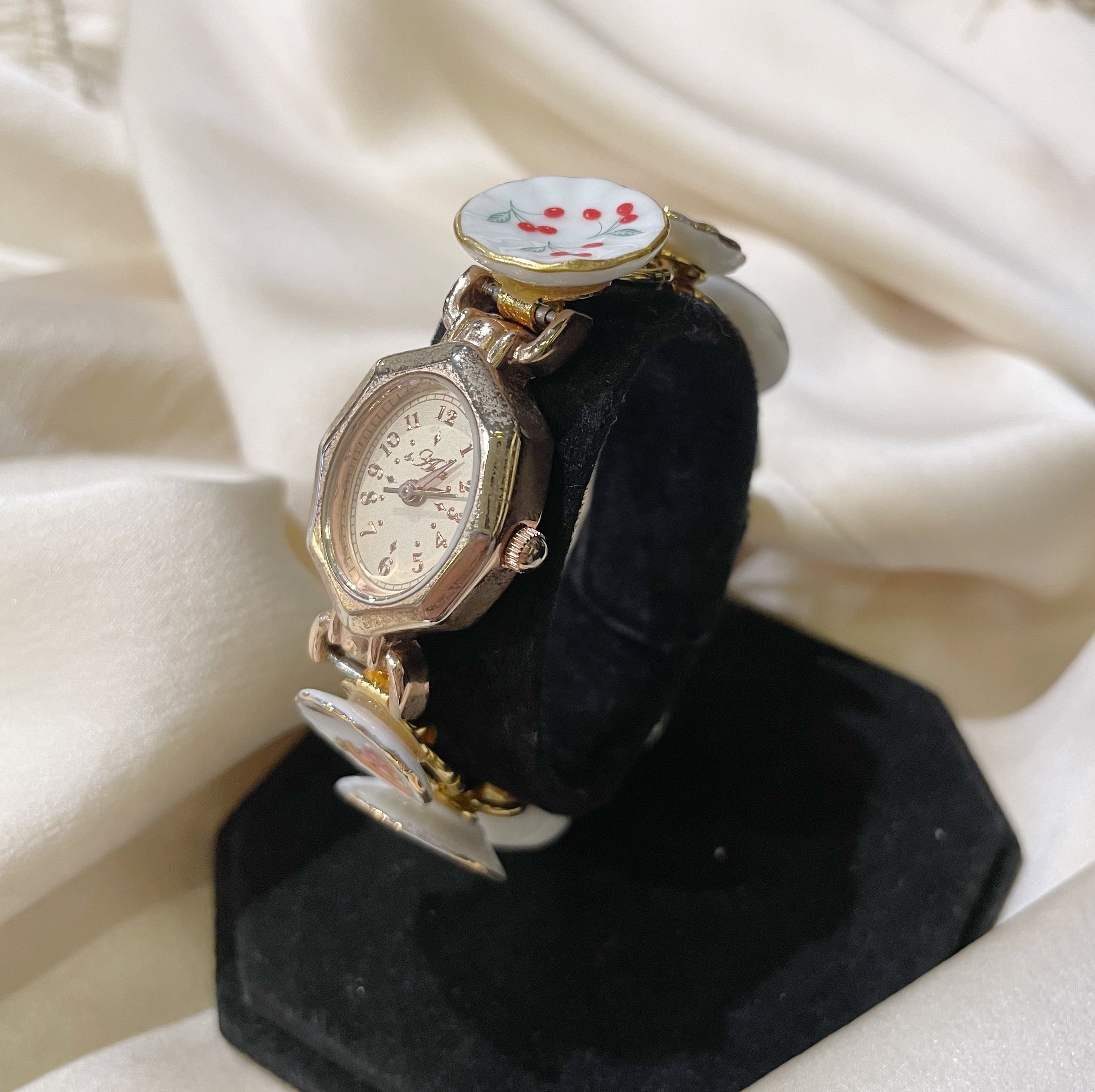 ANDRE MOUCHE | Boutique888