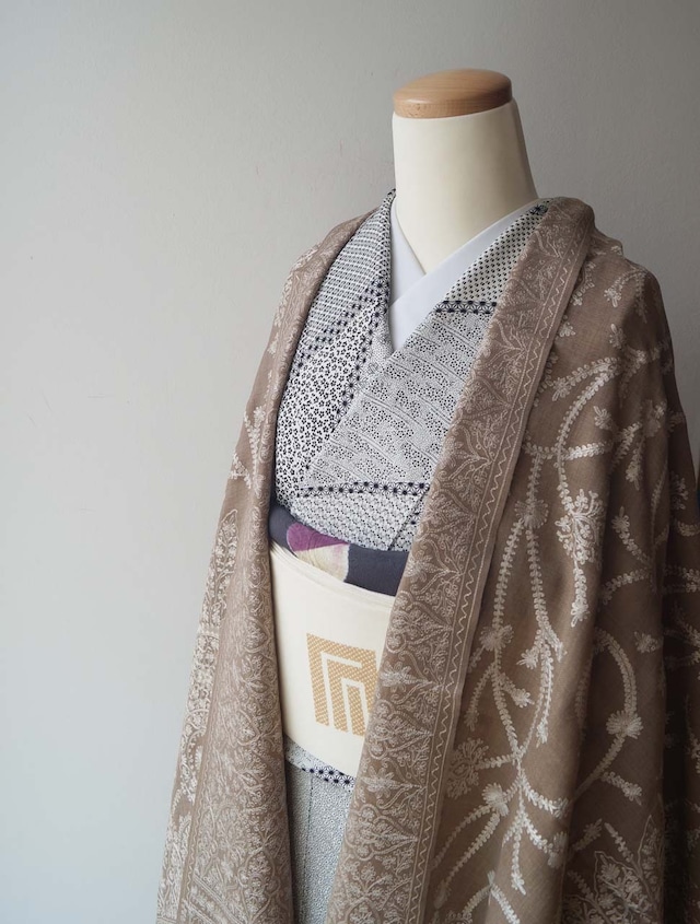 【ストール】カシミール刺繍　柴染色　251211A