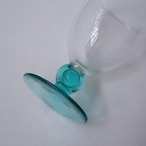 水色のピッチャーとグラス