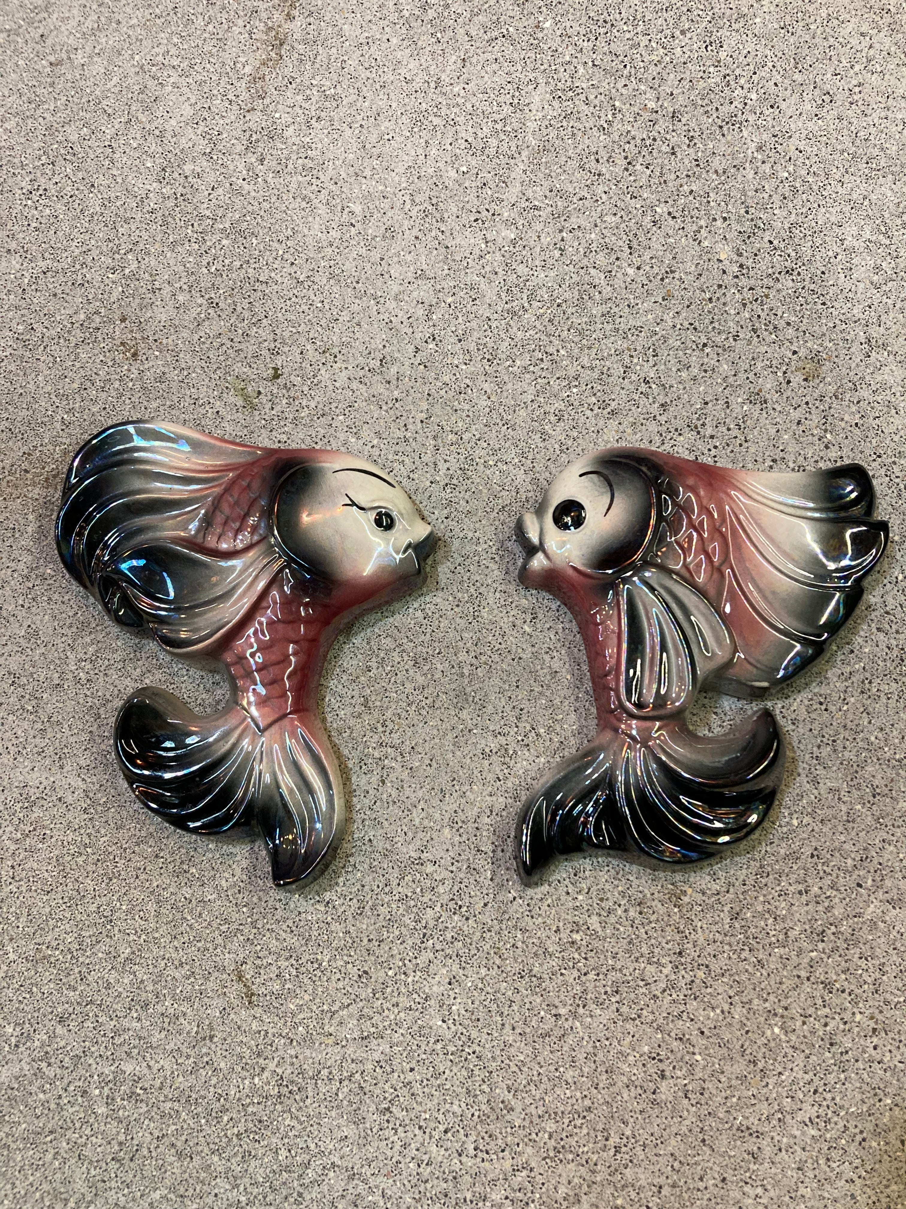 50s WALL FISH DECOR (beady antiques)