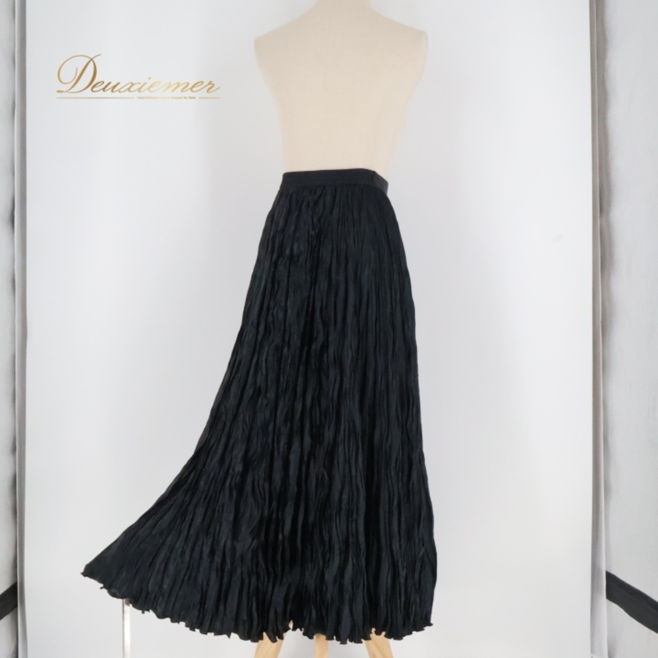 社交ダンス 衣装 スカート ブラック系 チャコット Chacott レッスン 練習 レッスンウェア 練習着 黒 無地 シンプル 華やか シャーリング 軽やか ふんわり おしゃれ 上品 大人っぽい 日本製 大人用 ダンスウエア 楽な着心地 おしゃれなデザイン スポーツ 女性用 スカートタイプ ダンスレッスン スタイリッシュ フィット感