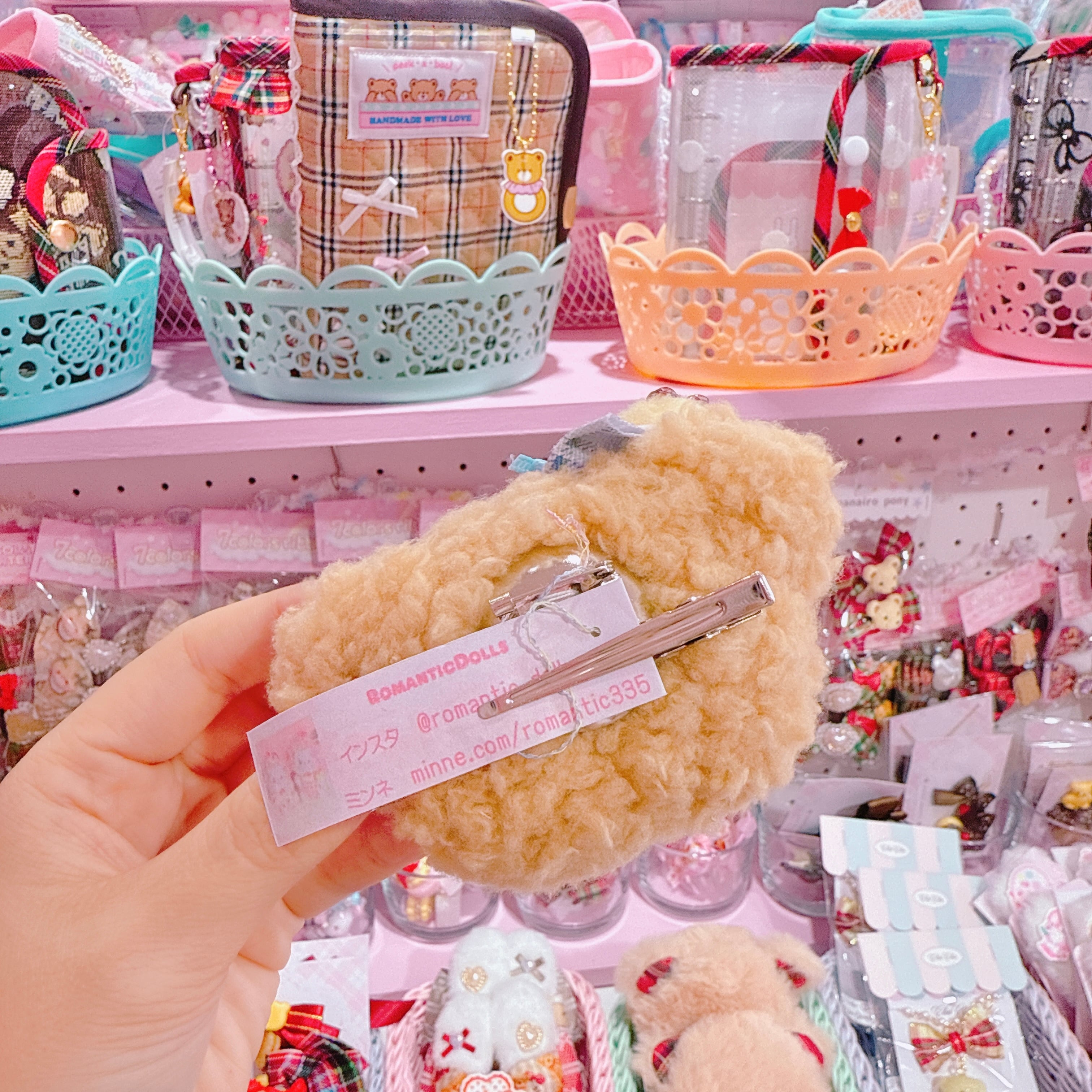 【M4】58-2ウィンクするよ♪くま2wayピン