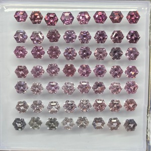 スピネル 六角形 大まとめ売り 約13ct 約3.8-4.0mm r-0633
