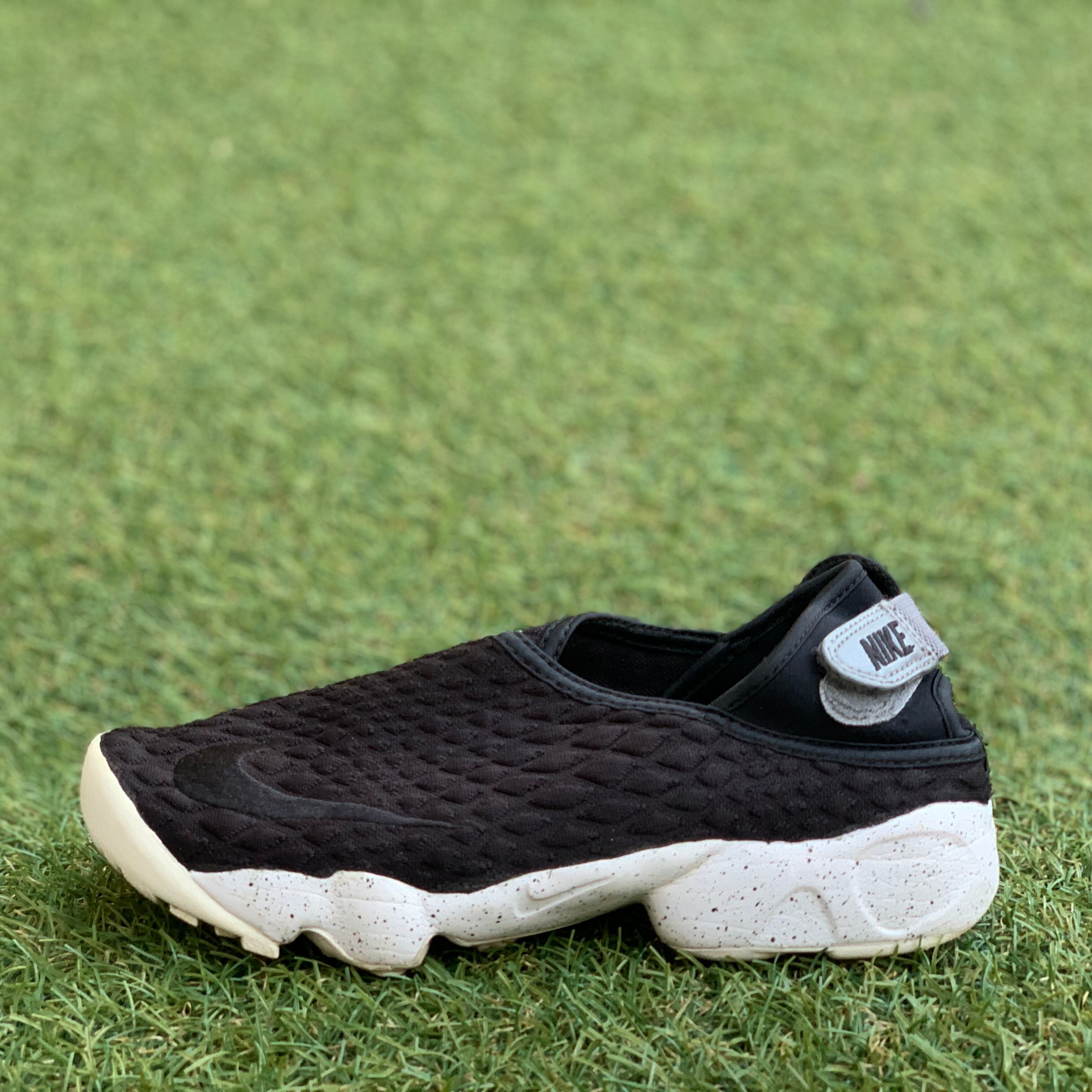 NIKE RIFT WRAP SE ナイキ リフトラップ F802