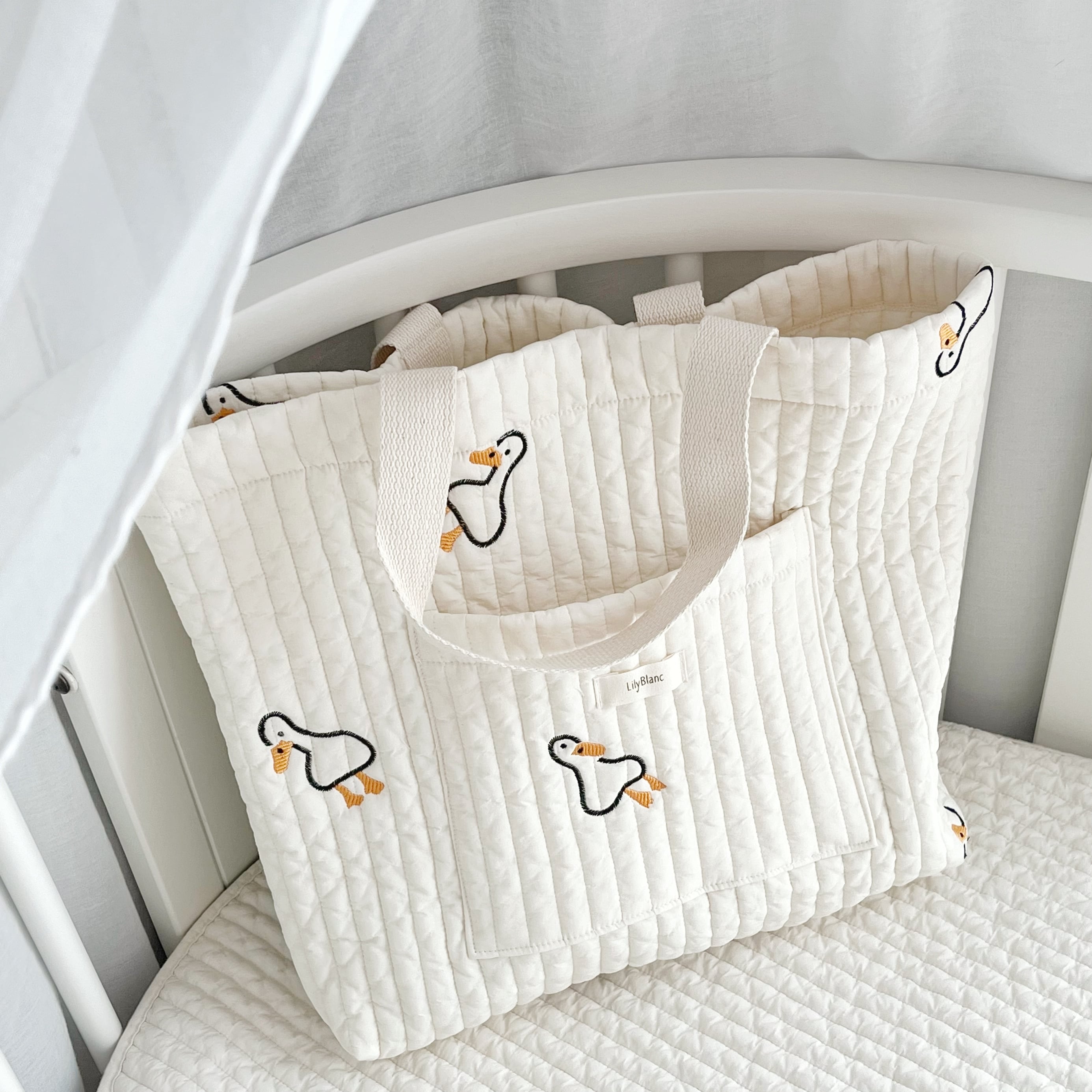 LilyBlanc original】あひる刺繍トートバッグ | イブル&Baby Fabric