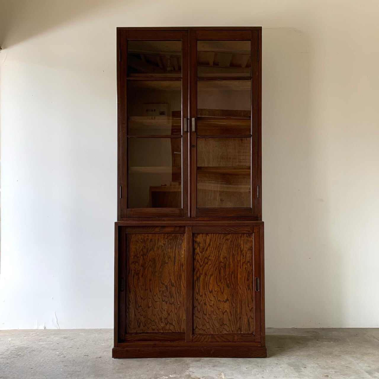 キャビネット　食器棚　水屋　古家具　0679