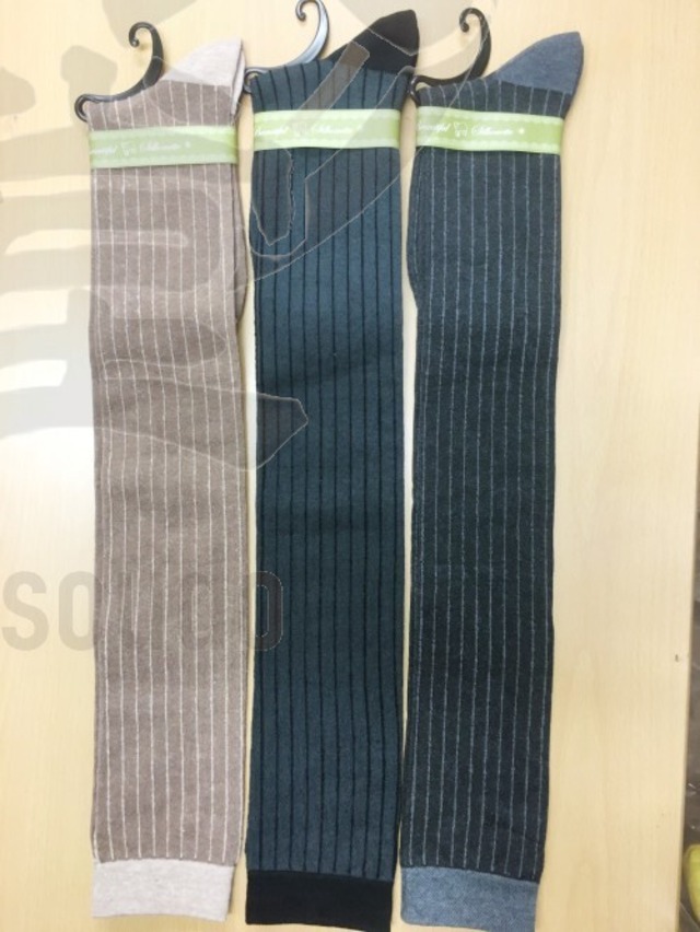 【終売】ストライプ柄オーバーニーソックス