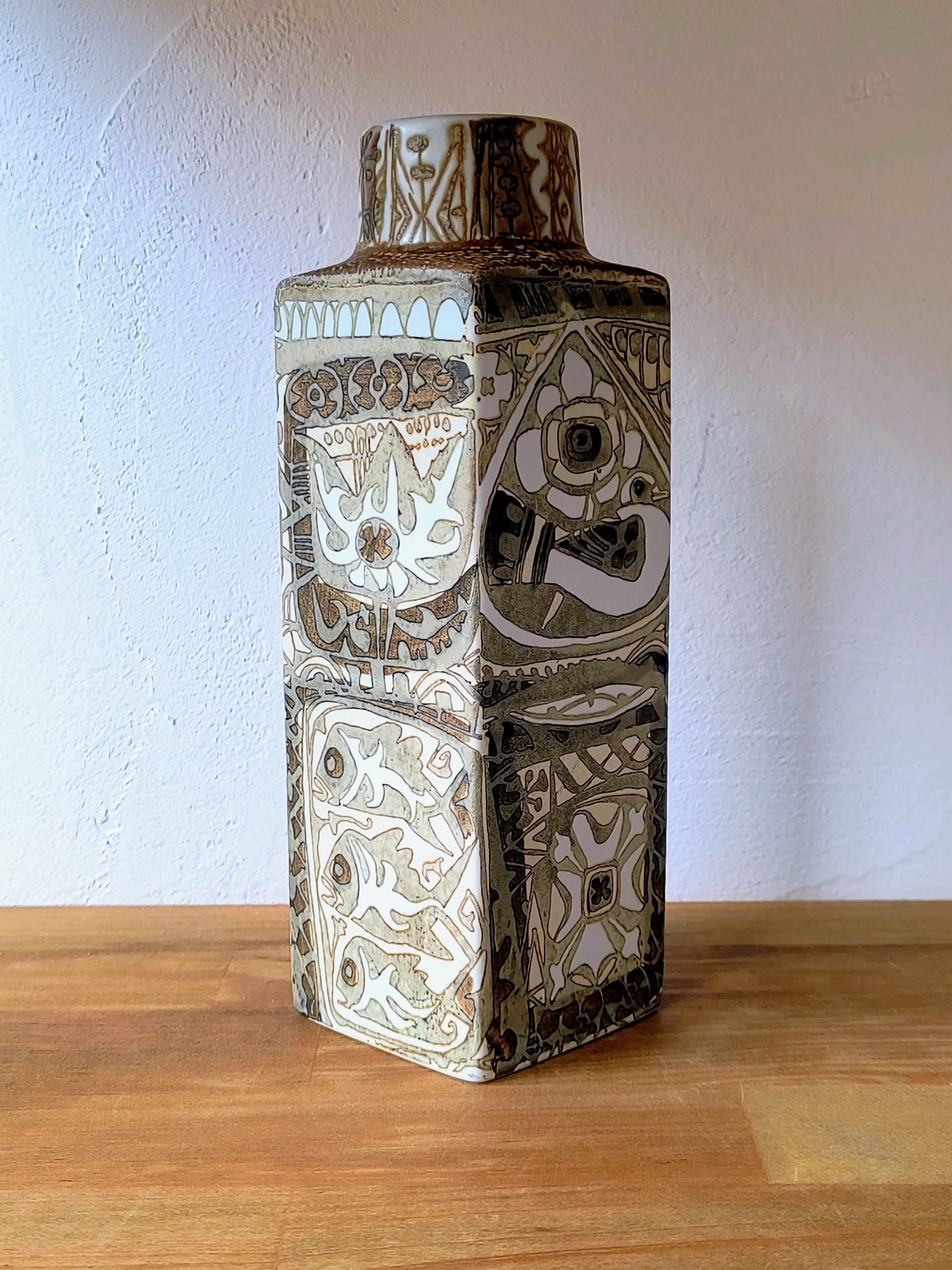 ロイヤルコペンハーゲン バッカ　スクエア　フラワーベース Royal Copenhagen / ロイヤルコペンハーゲン / Baca（バッカ）シリーズ