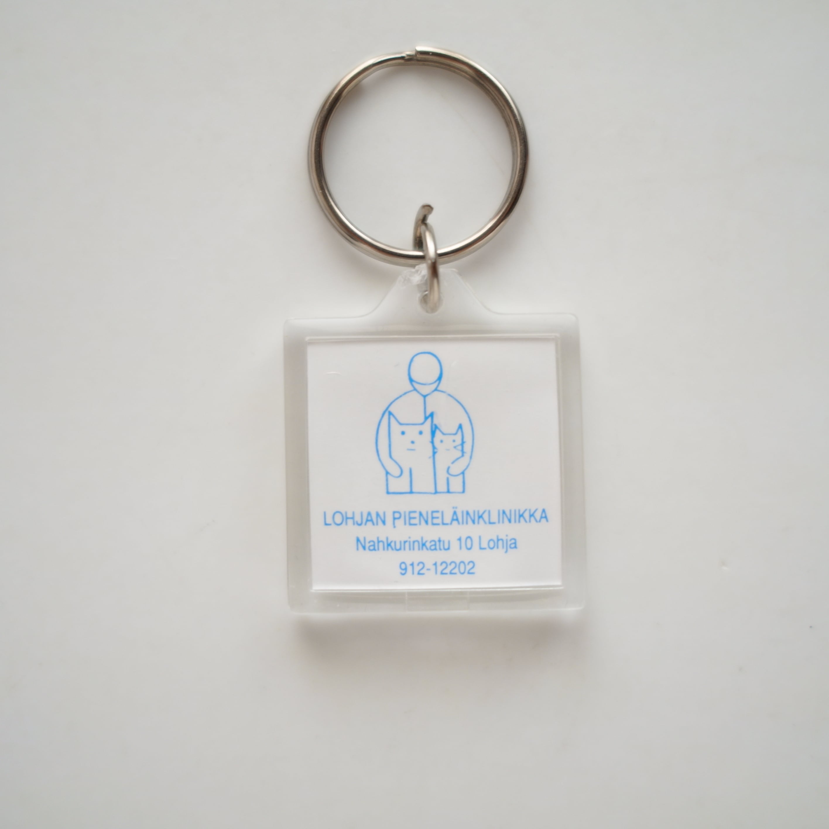 Keychain / Lohjan Pieneläinklinikka | troldhaugen antiques ｜ 北欧