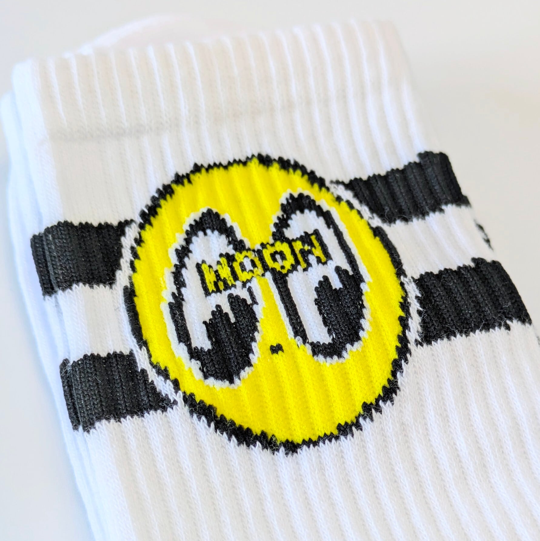 ♧【 MOON / MOONEYES ムーン アイズ 】MOONEYES Mens Eyeball Socks / ムーン アイボールクルーソックス / ホットロッド〚アメリカン雑貨 アメトイ〛