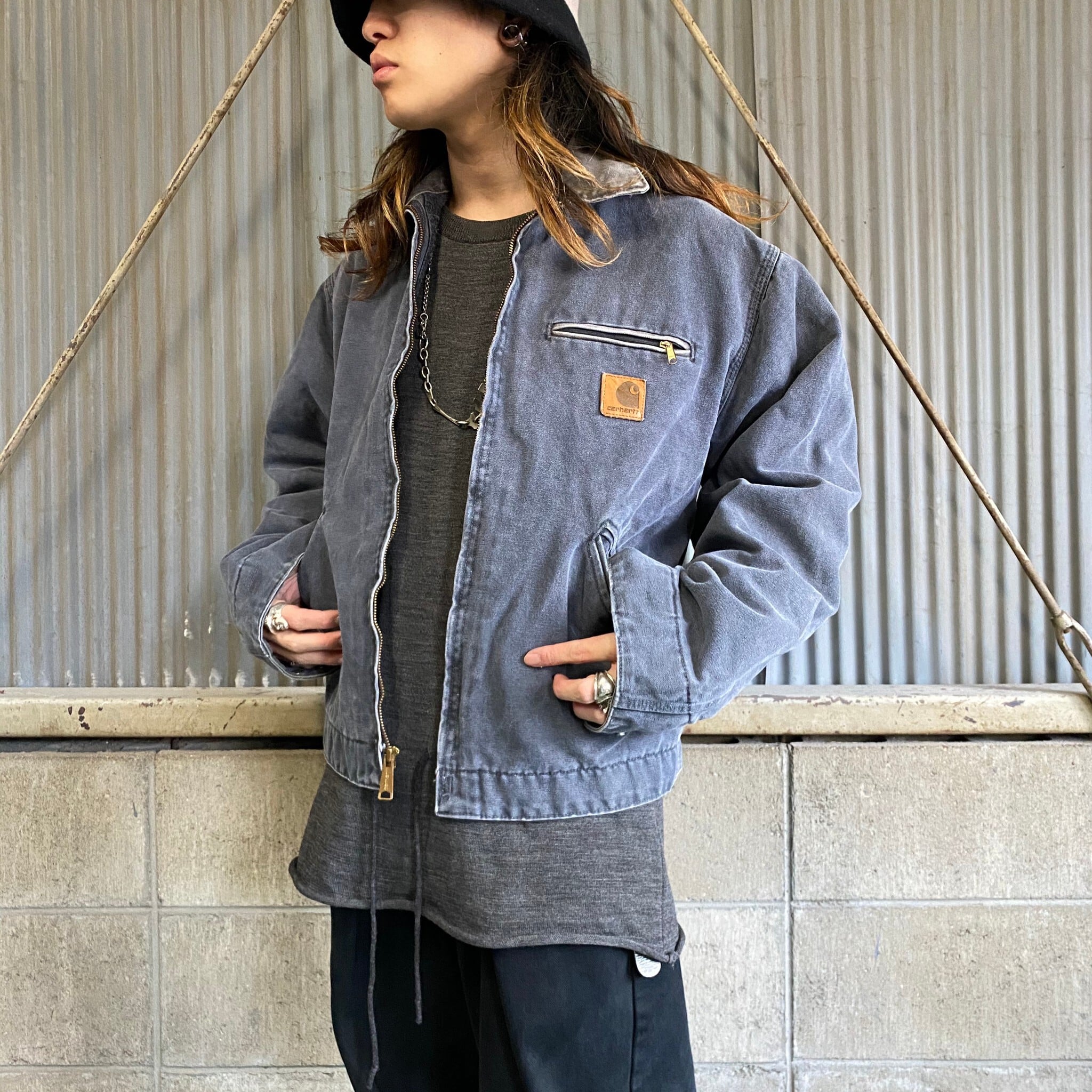 【超雰囲気系】Carhartt デトロイトジャケット レザーパッチ グレー 灰