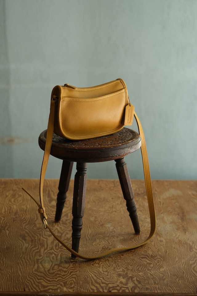 Utah/80-90’s “OLD COACH” glove leather shoulder bag