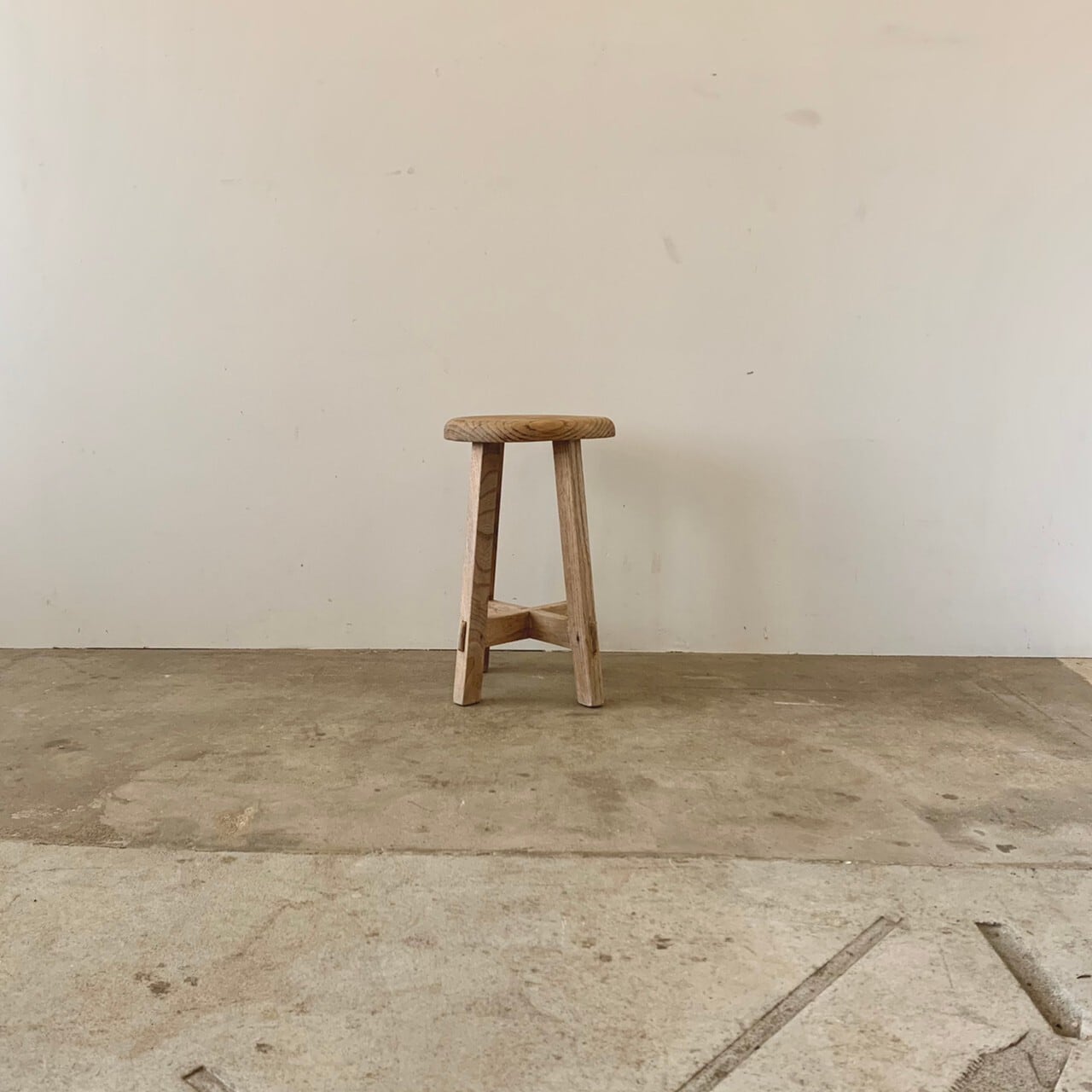 丸椅子　木のスツール　古家具　no.417