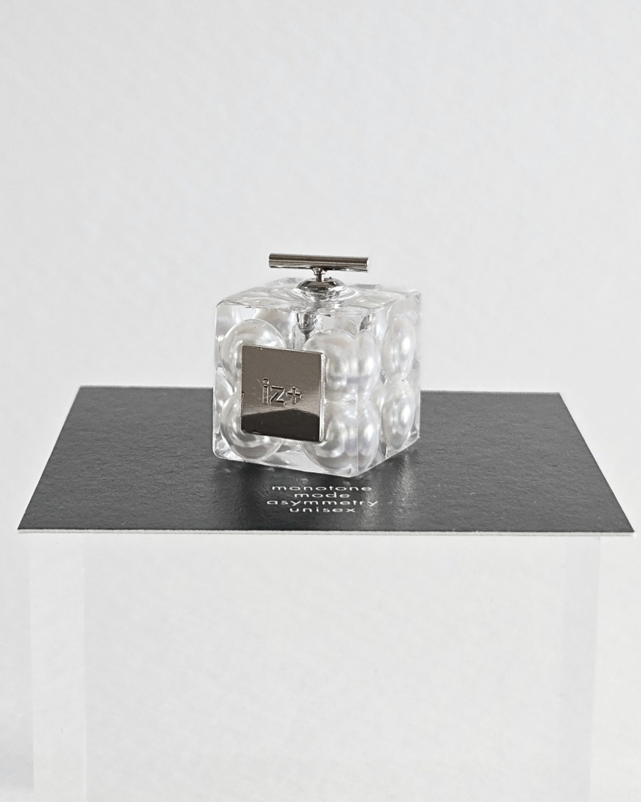 PERFUME CUBE. [pearl8] - 1