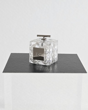PERFUME CUBE. [pearl8]