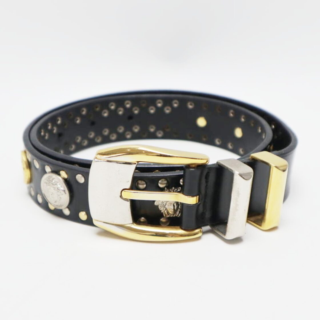 GIANNI VERSACE ジャンニヴェルサーチ メデューサスタッズ レザ 
