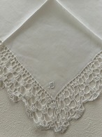 フランスアンティーク レースとイニシャル刺繍 ハンカチーフ 白刺繍 デッドストック 美品 ハンドメイド素材 インテリア小物 撮影小物