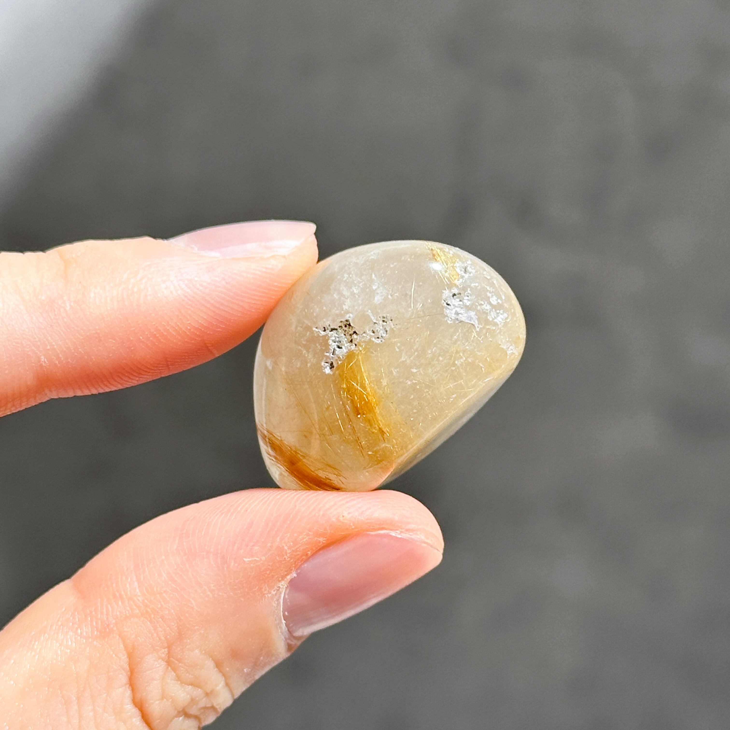 ルチル入り　クォーツ ルチルインクォーツ タンブル 76◇ Rutile in Quartz◇天然石・鉱物