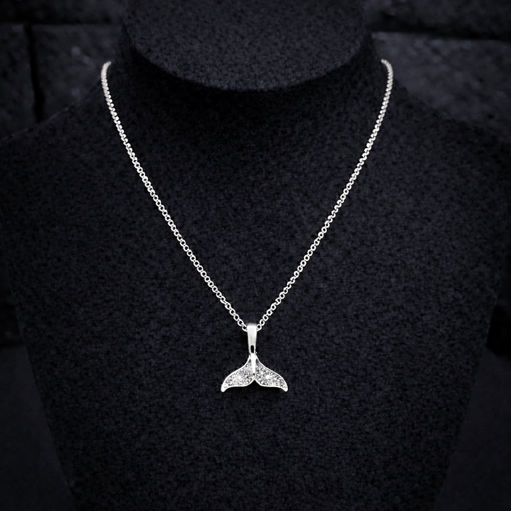 Luxury Doll Necklace Silver | unru湘南/公式
