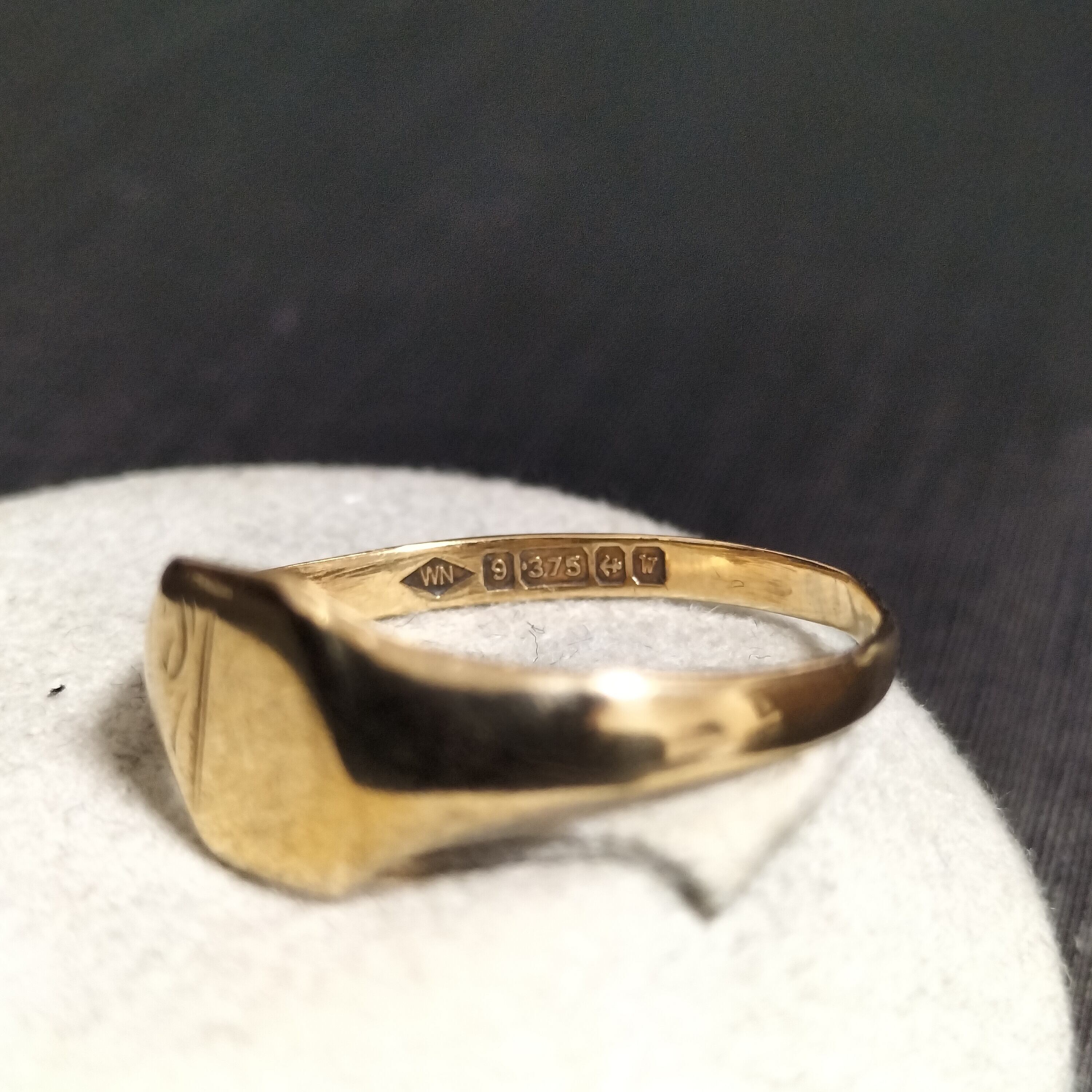 Vintage 9ct Gold Signet Ring 1971年UK | Antico