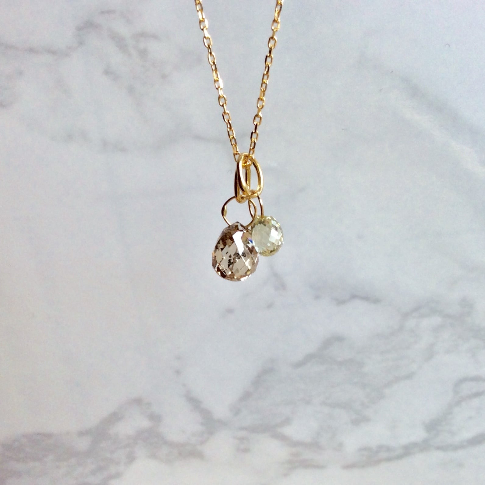 専用です(^^)ブリオレットダイヤモンド k18 ネックレストップ ブリオレットダイヤの2粒ネックレス K18 1.038ct & 0.406ct ブリオ