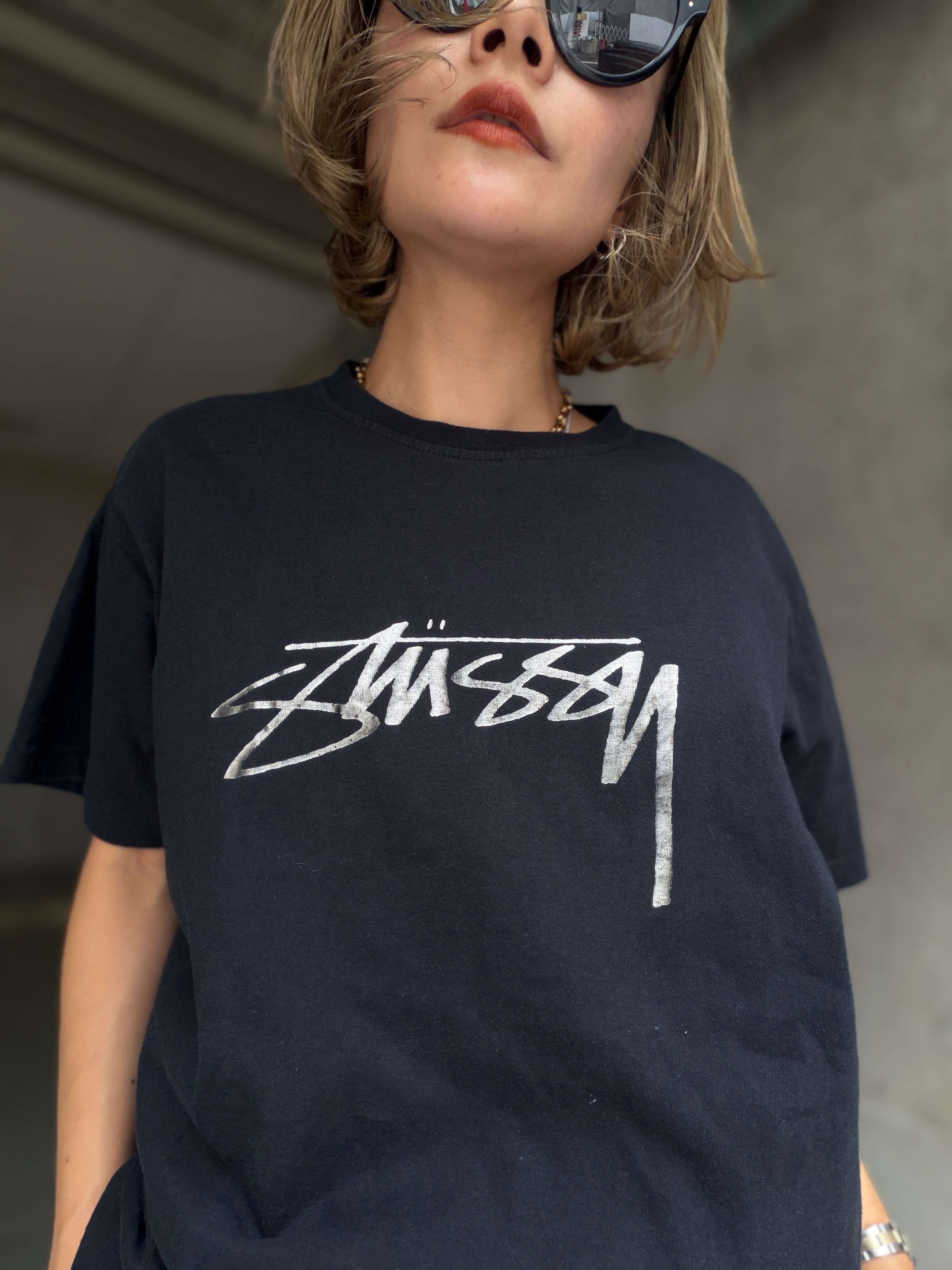 (CS2498)00's STUSSY black×silver metaliclogo T-shirt