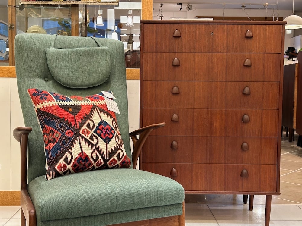 デンマーク ヴィンテージ 6段チェスト2