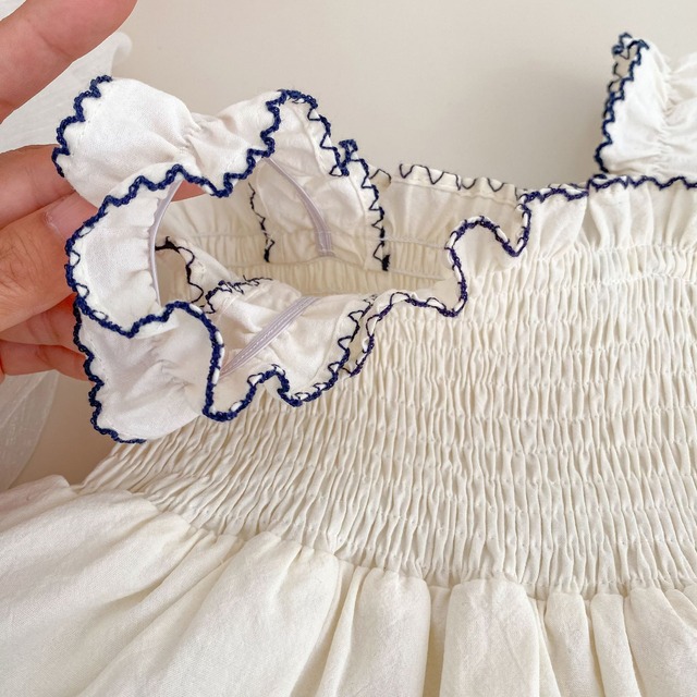 【BABY】ブルーフラワー刺繍フリルキャミソールロンパース - 5