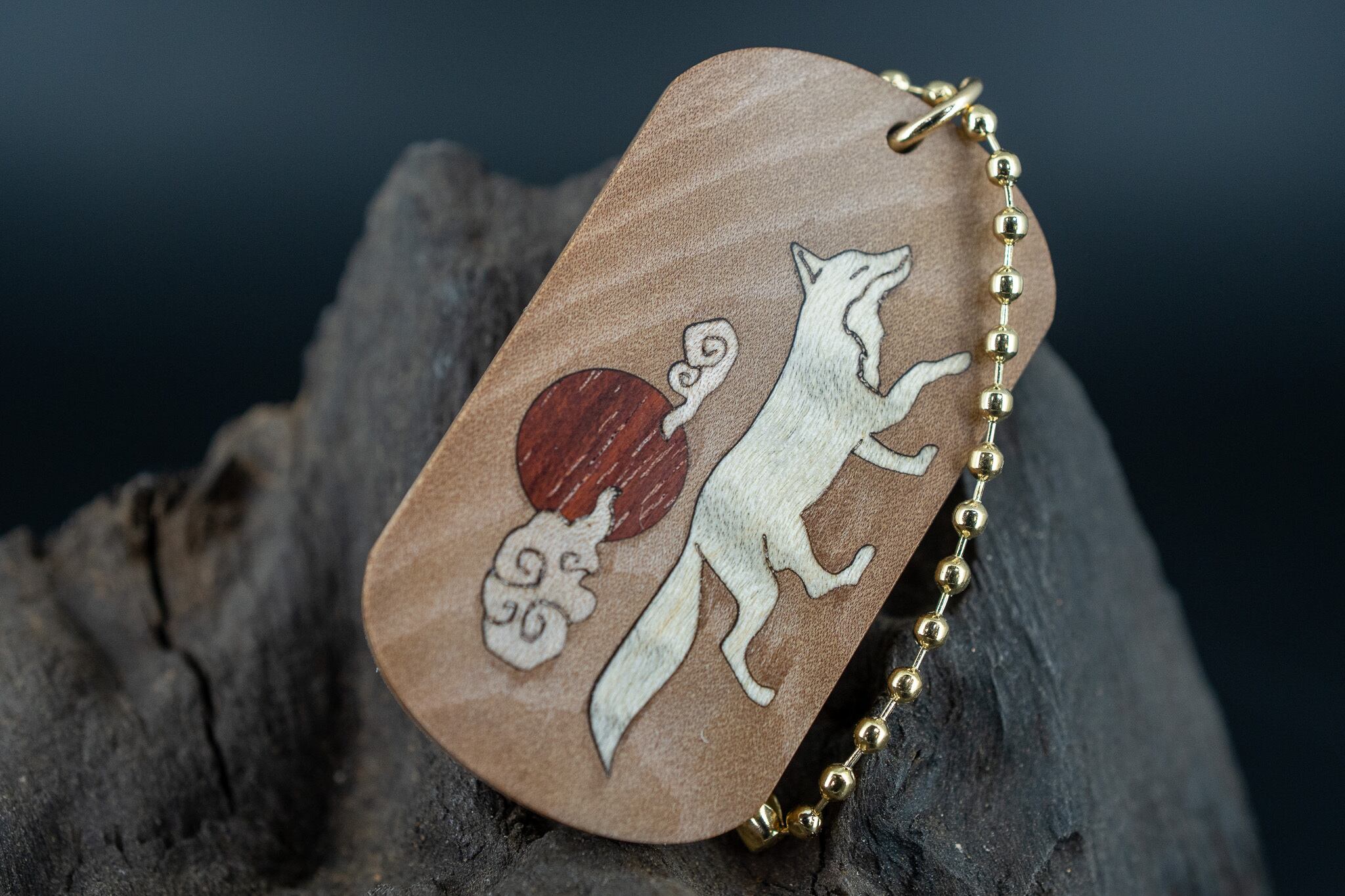 【茶花の女王】椿 ドッグタグ 象嵌 十五夜きつね