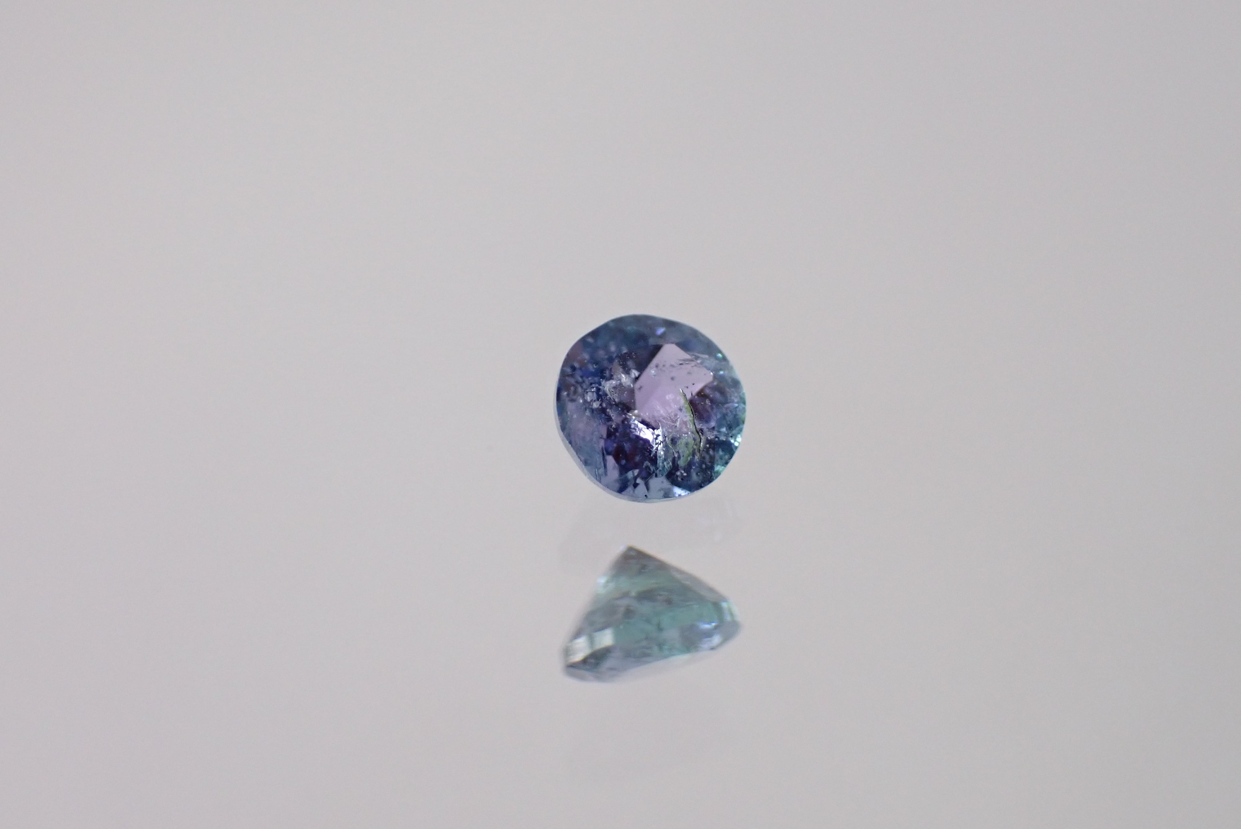 天然コーネルピン0.24ct 天然コーネルピン0.24ct