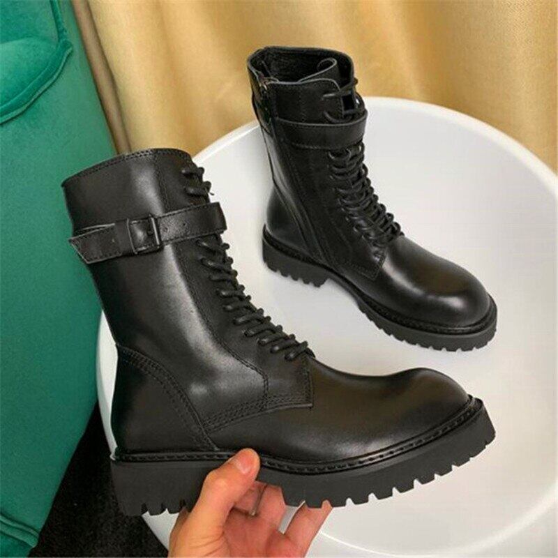 【新作】【送料無料】 2019新しいレースショートブーツラウンドヘッドの厚い黒の厚いヒール ブラック 靴 シューズ 10b349436858153