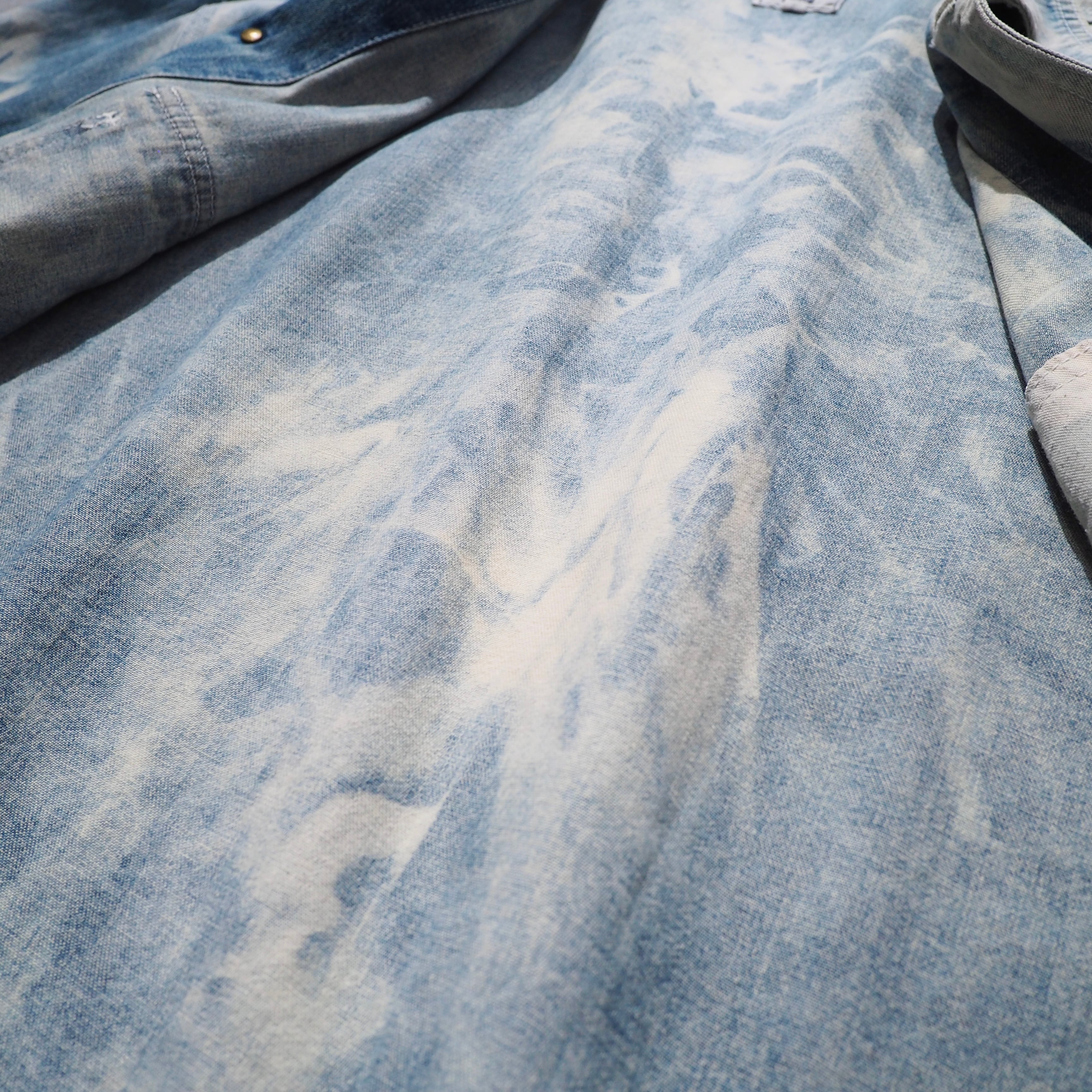 1990s " 白雷 " Bleach dyed vintage loose Denim jacket
