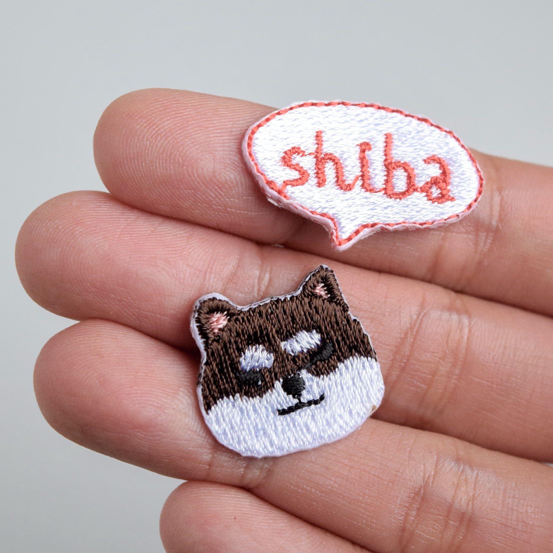 新品 Black&White 犬刺繍 ジップアップジャケット LL 防風 石原雄先生デザイン ハルさん 刺繍スカジャン 黒柴Ver. [世界の終わり