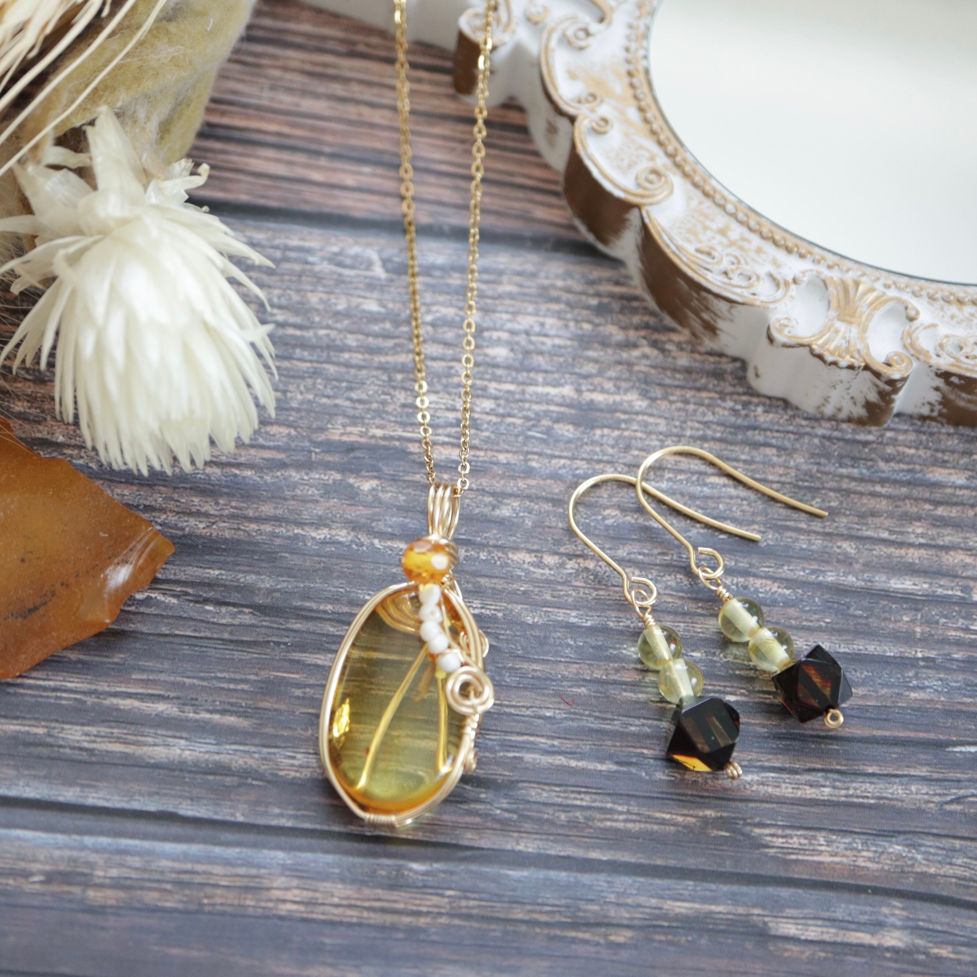 【セット販売】琥珀アクセサリー《陽光の調べ》|ネックレス&ピアス(イヤリング)
