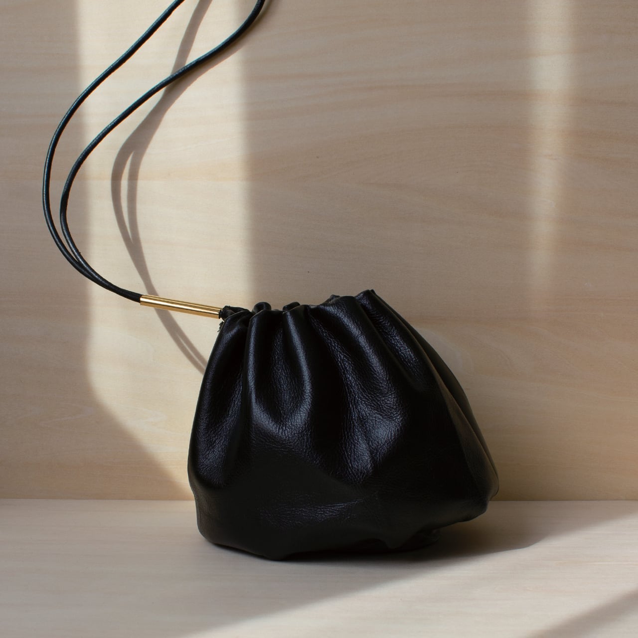 ilk / black | yol