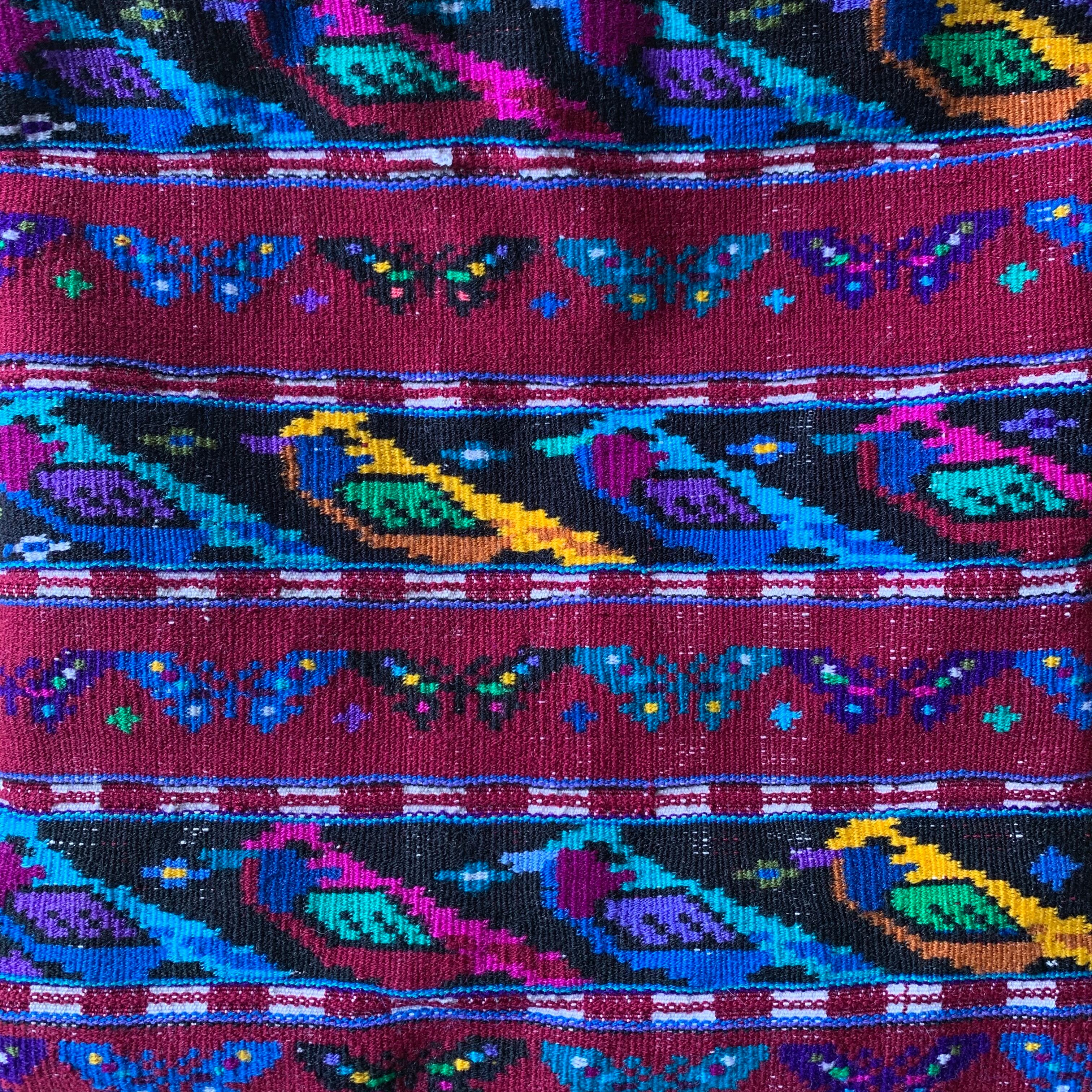 巾着バッグ 手刺繍 グアテマラ 民族衣装生地 赤白ストライプ×鳥と蝶 gra＆maja