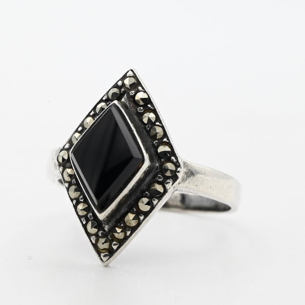 Black Onyx / Marcasite Accent Rhombus Top Ring #16.0 / Denmark