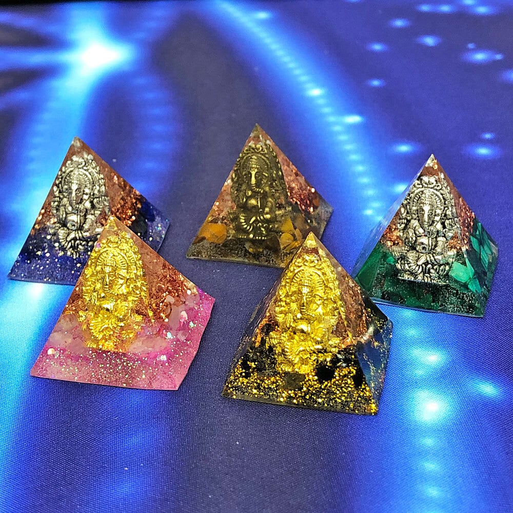 ガネーシャ ミニピラミッド型 オルゴナイト | オルゴナイト 通販 天然石雑貨屋 毘殊 −Bijyu− powered by BASE