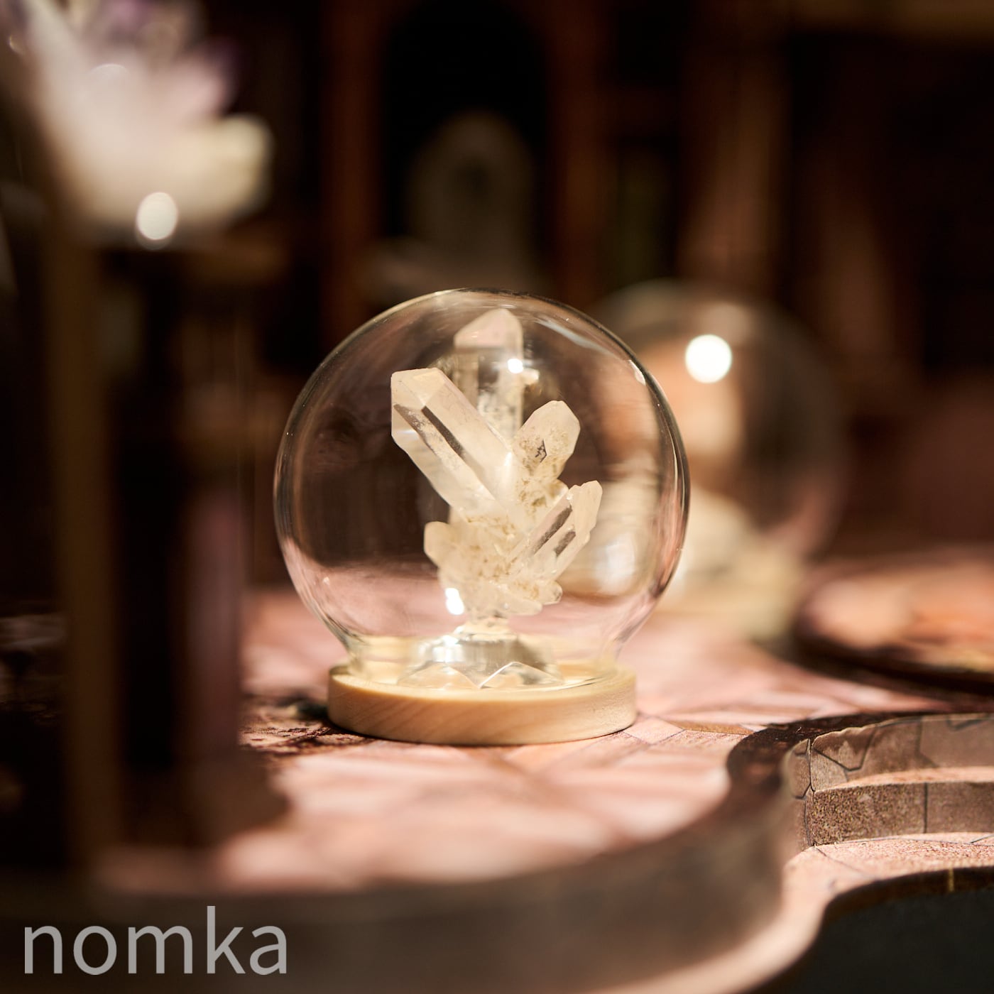 【静寂を切り取る光の彫刻】 ルミエール・クリスタル・ポッド —水晶クラスター/4.56g— ngem-0273