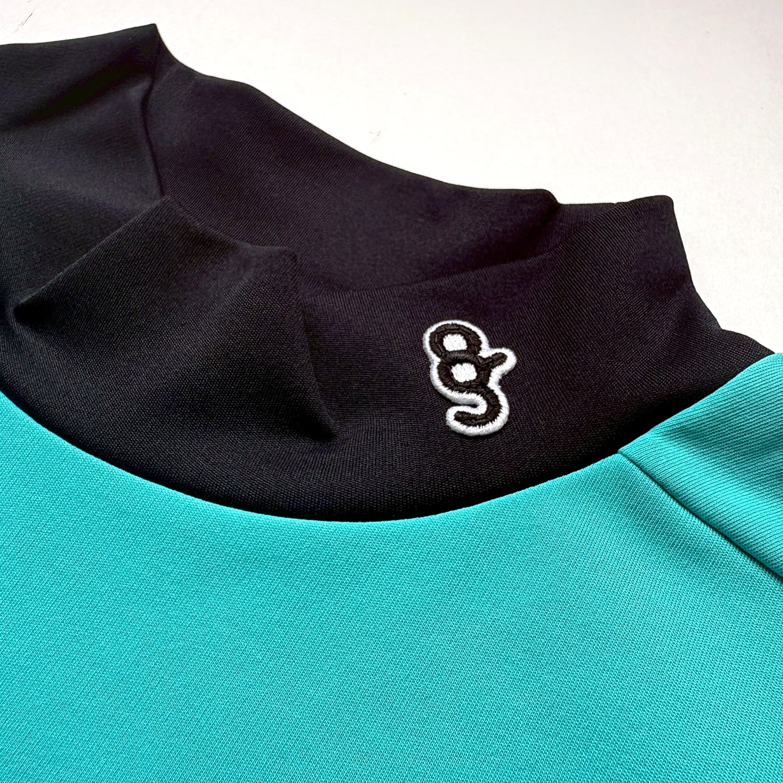 LOGO PRINT MOCK NECK SHIRT - TURQUOISE / BLACK - | 8G SHOOT WEBSTORE