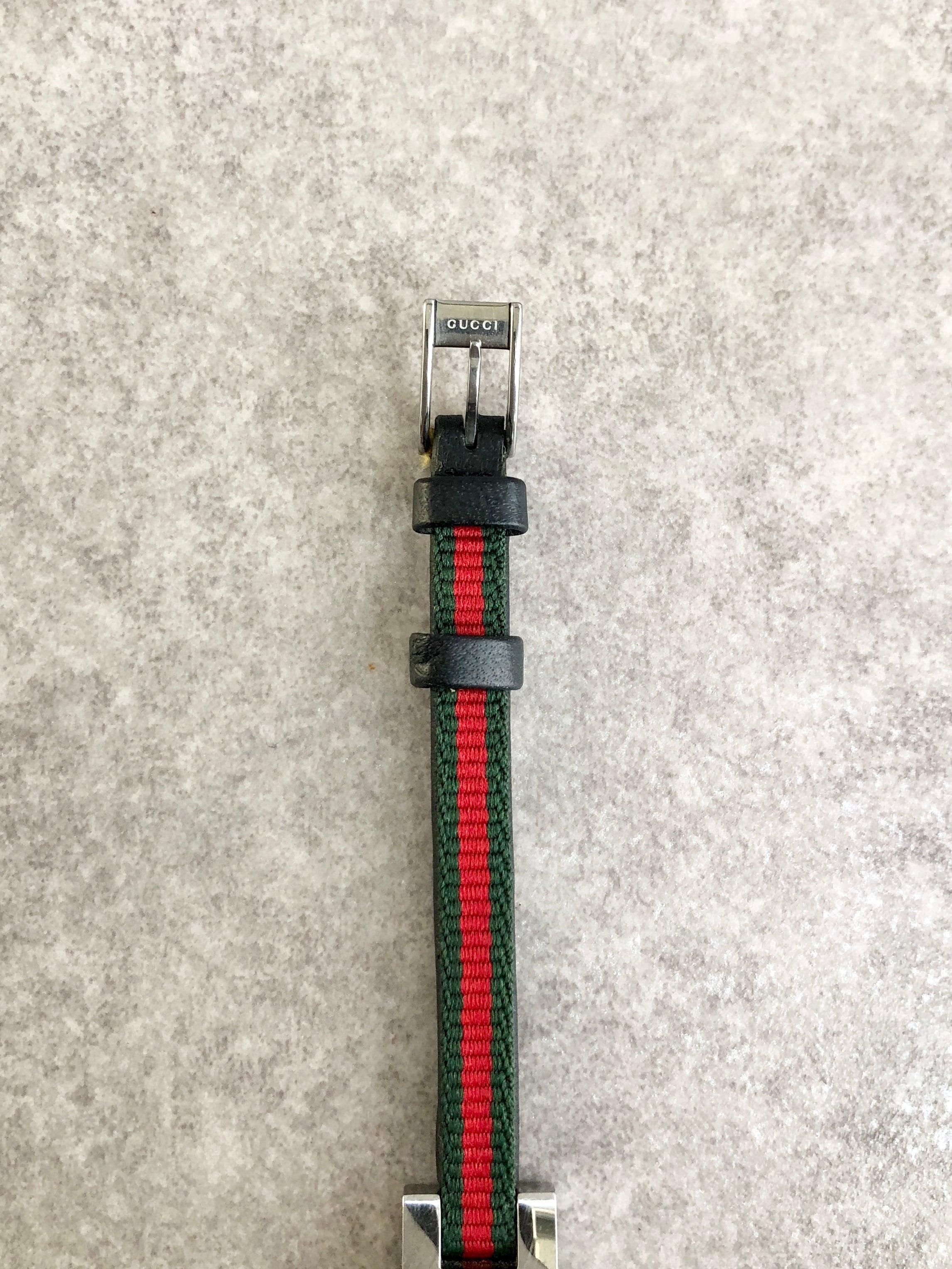 GUCCI グッチ シェリーライン 腕時計 シルバー ロゴ vintage GUCCI グッチ シェリーライン 腕時計 シルバー ロゴ vintage