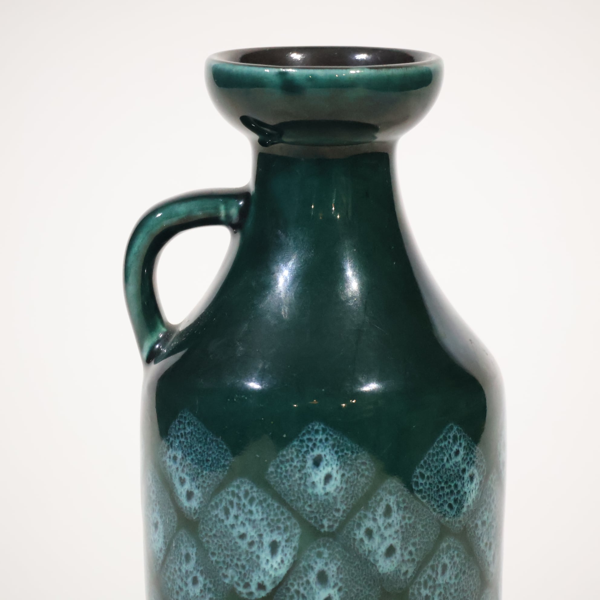 Strehla-- 18.0cm | Fat Lava & German Art Pottery