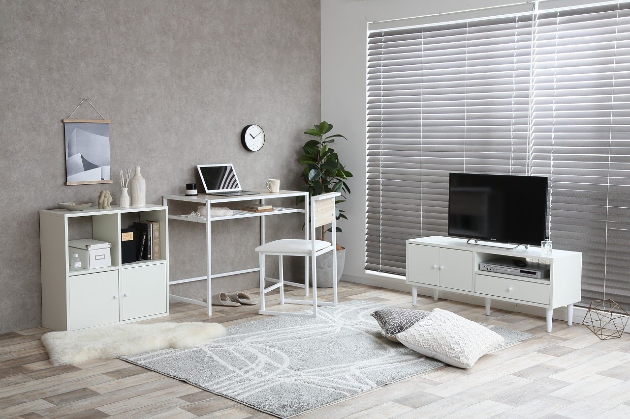 お部屋に馴染むシンプルデザインのテレビボード（ブラウン、ホワイト