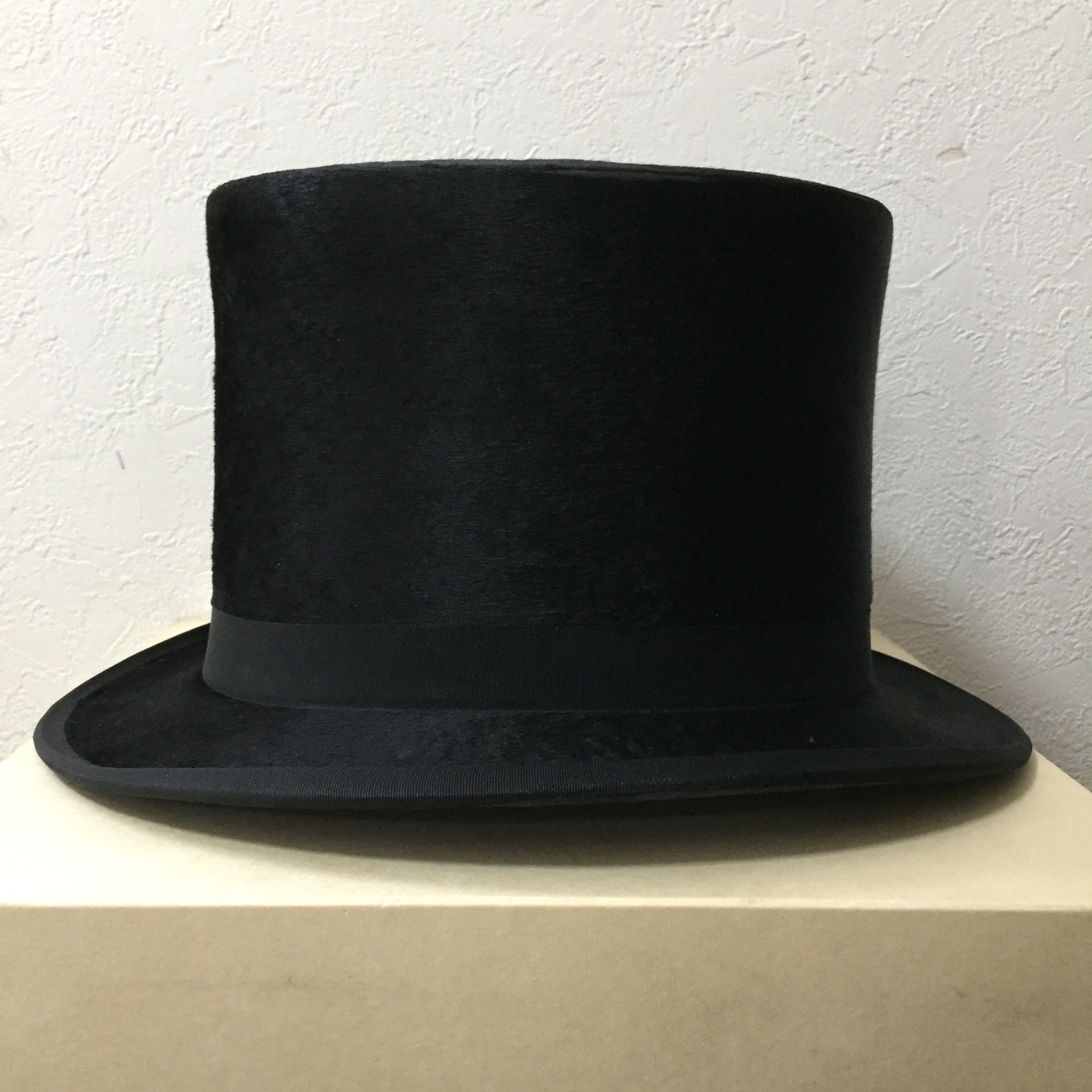 Antique Big Silk Hat by Christys Hats | Antico
