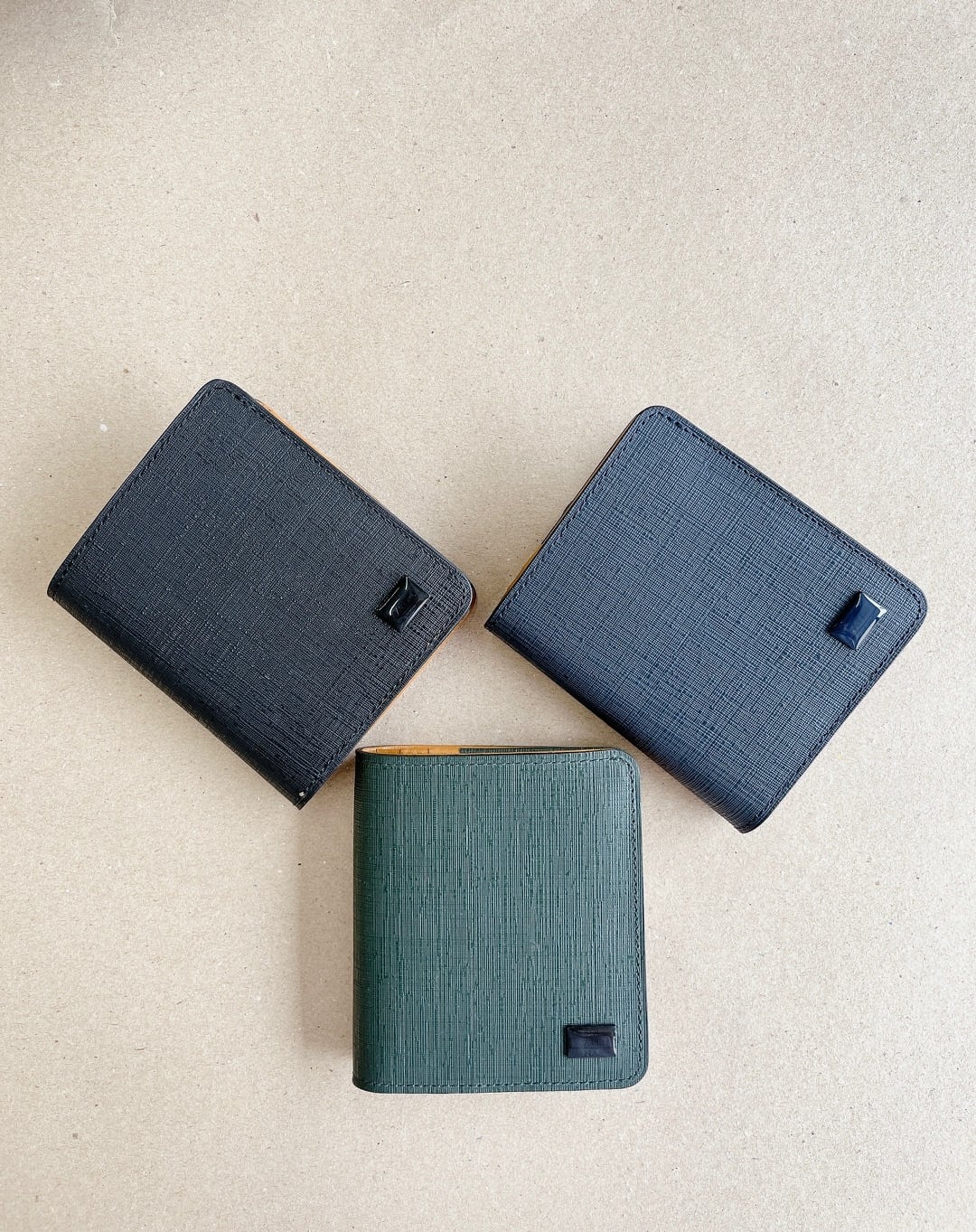 nano •universe 別注SOLATINA 
レザートートバッグネイビー SOLATINA