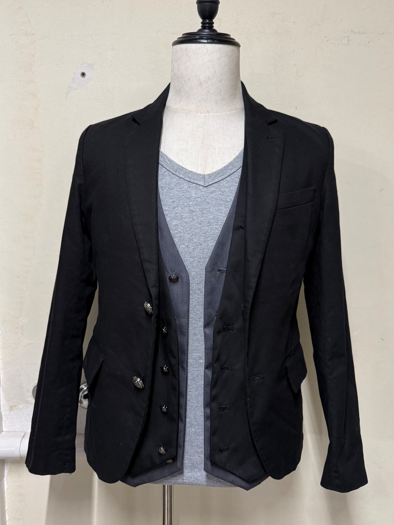 ''in the attic'' layered style vest