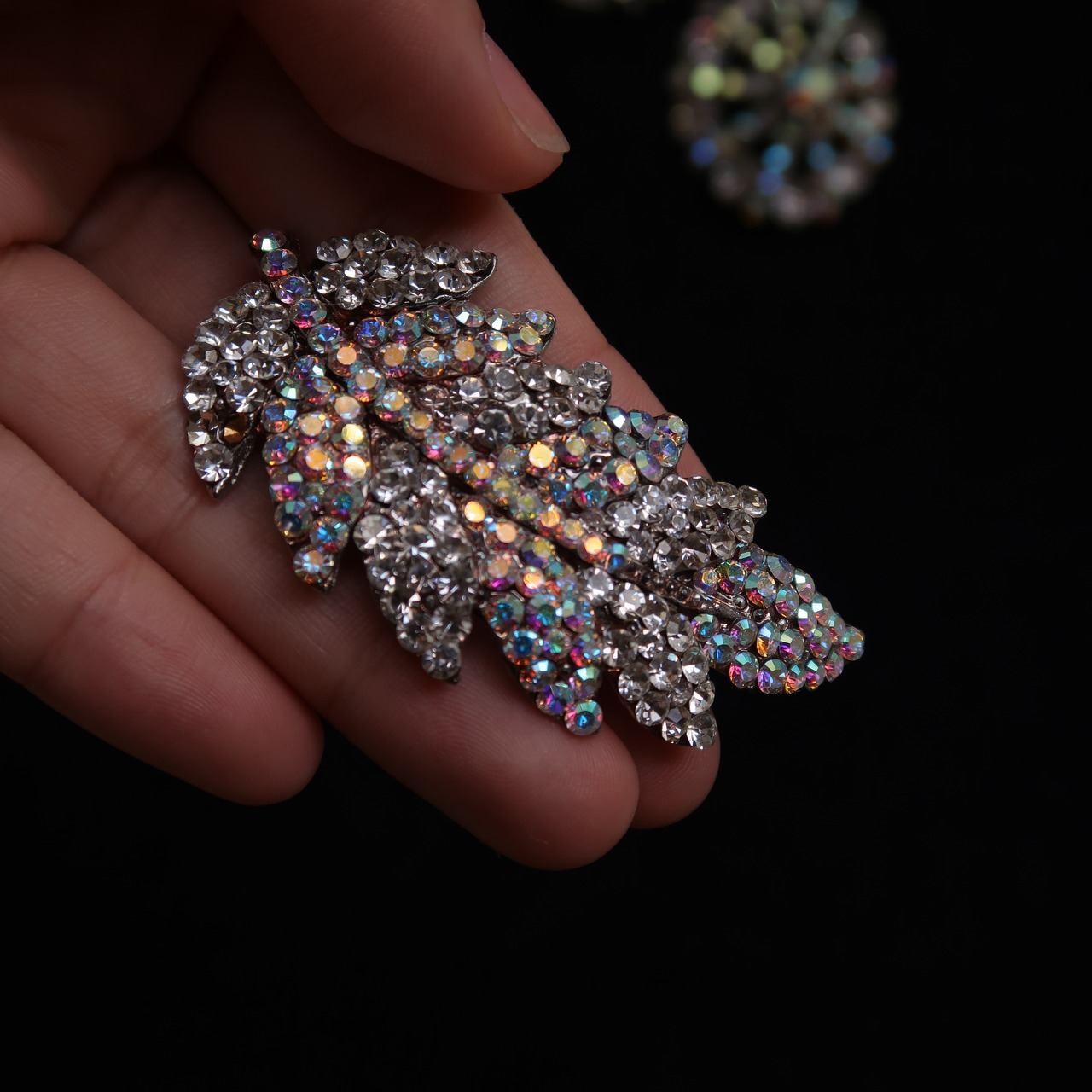 霜柱のブローチ