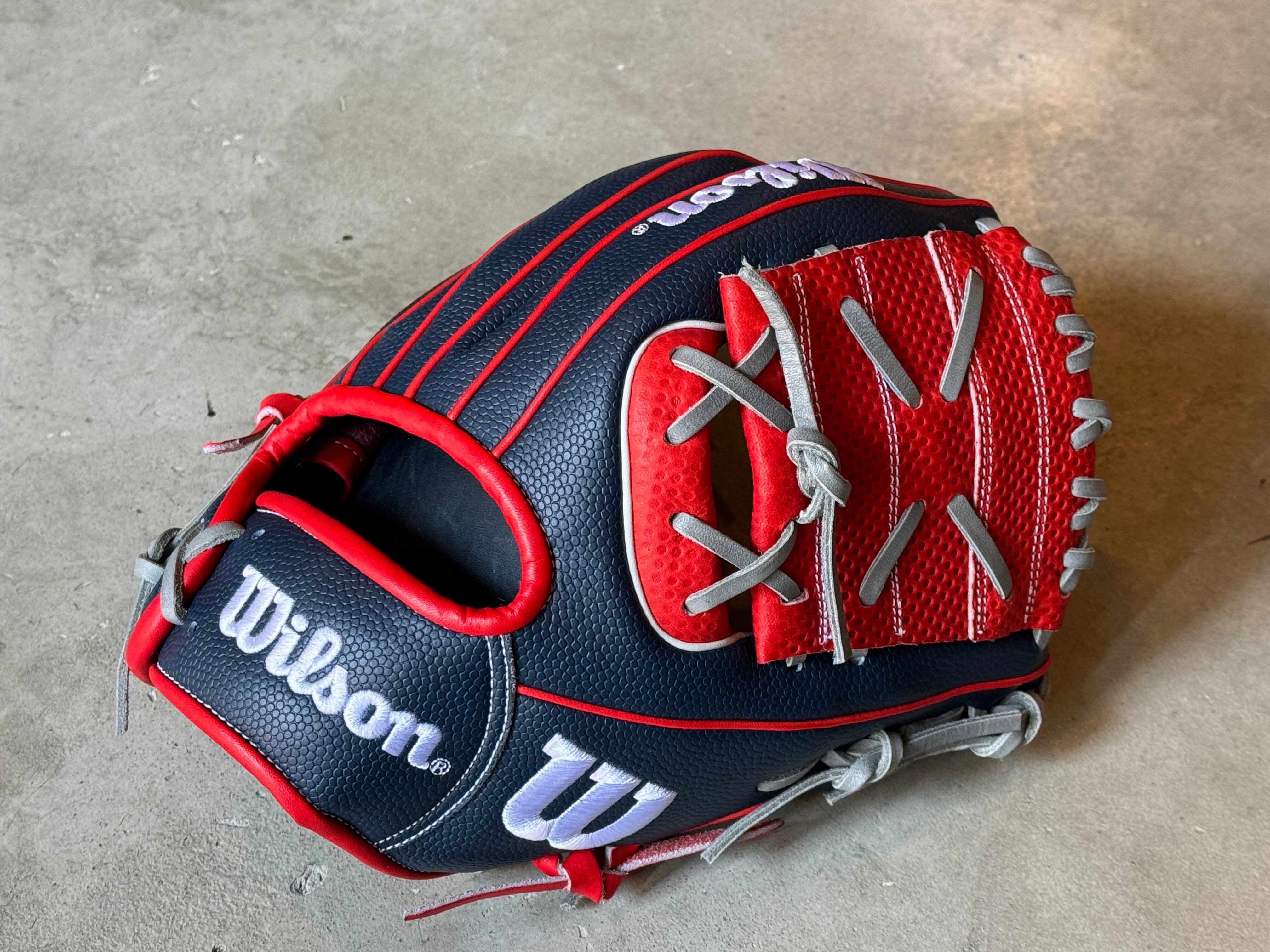 【お値下げ❗️Wilson】Wannabe Hero DUAL 内野手用 X2型 ウィルソン WILSON 一般用 Wannabe Hero DUAL 内野手用 X2型