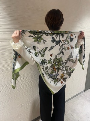 授乳ケープ　butterfly