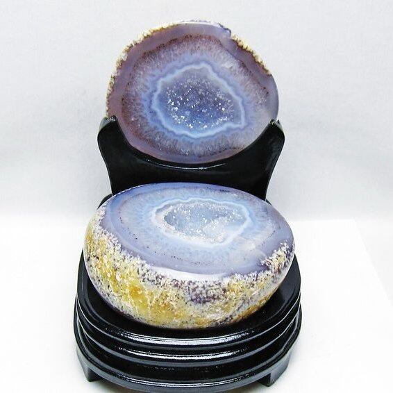 1.4Kg トレジャーメノウ アゲート ジオード 台座付属 一点物 175-1519